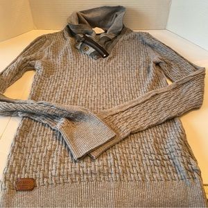 Redbridge zippered neckline long sleeved grey sweater.